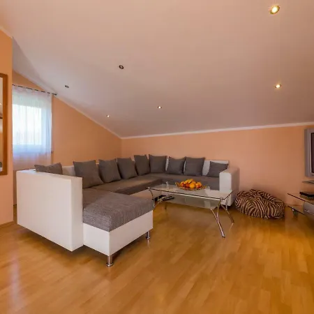 Apartment Alin Dramalj