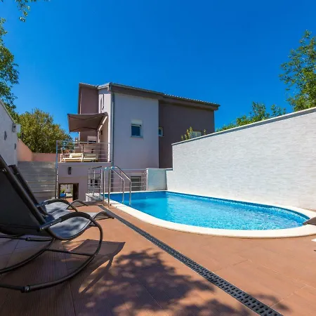 Alin Apartment